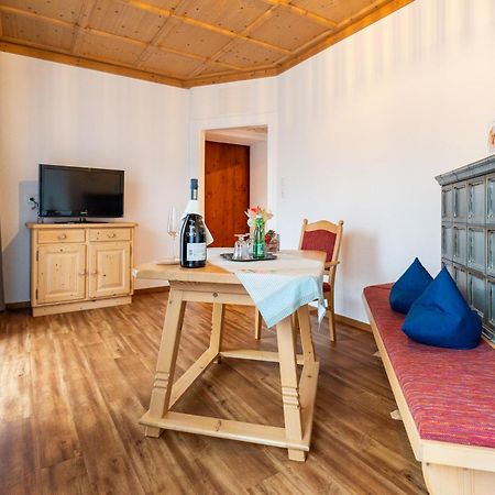 Hotel Krone Tirol 로이테 외부 사진