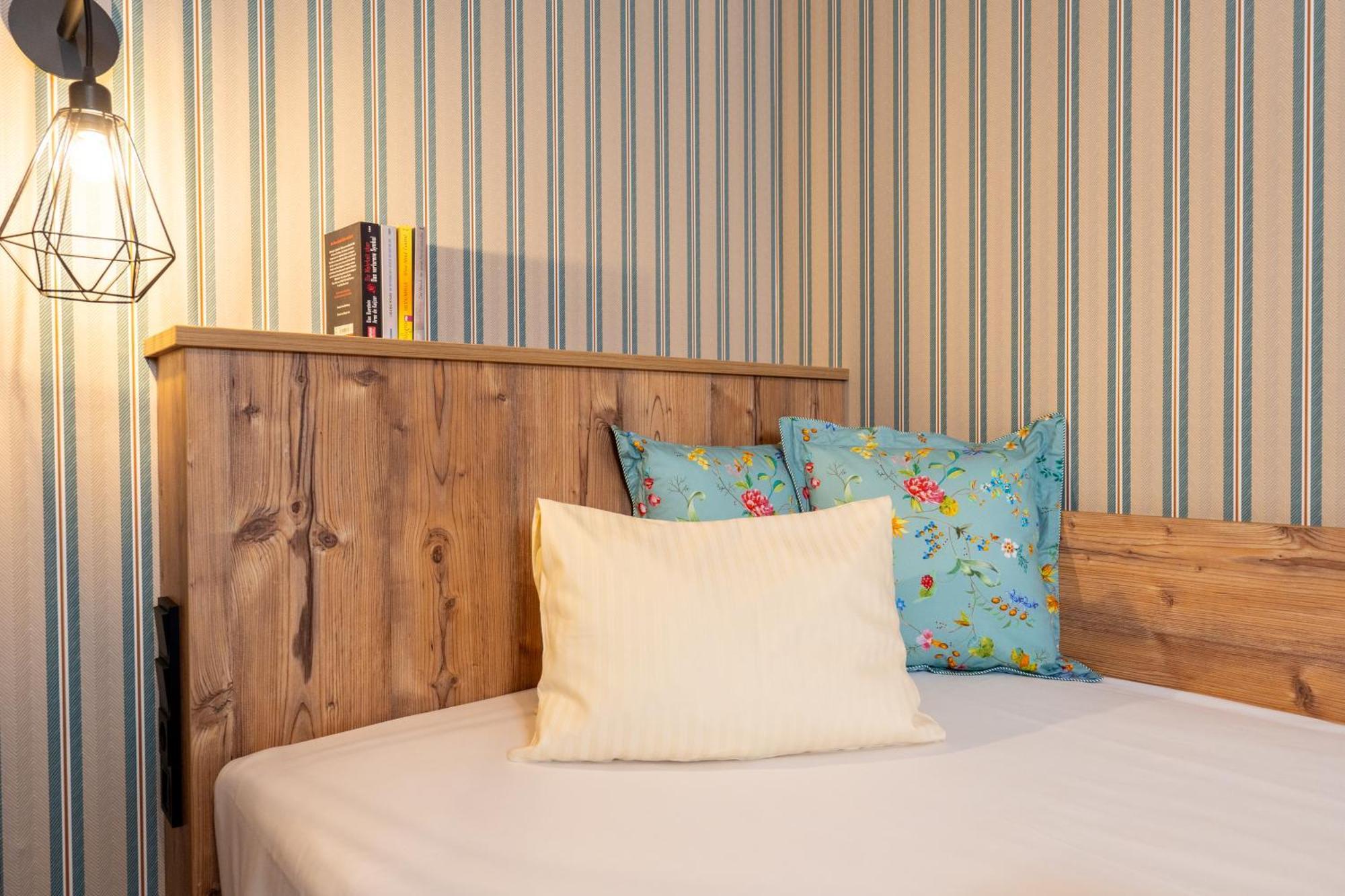 Hotel Krone Tirol 로이테 외부 사진