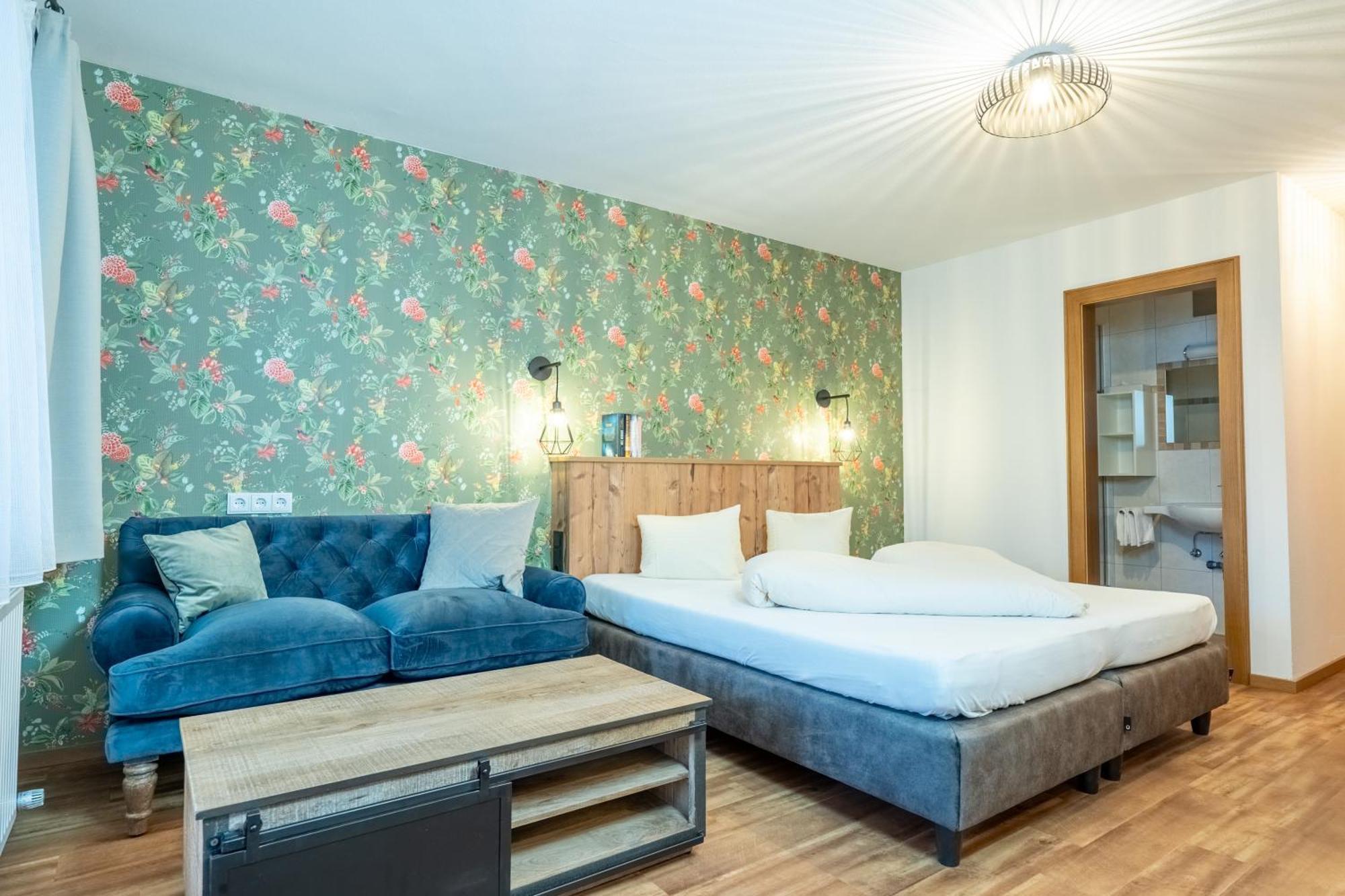 Hotel Krone Tirol 로이테 외부 사진