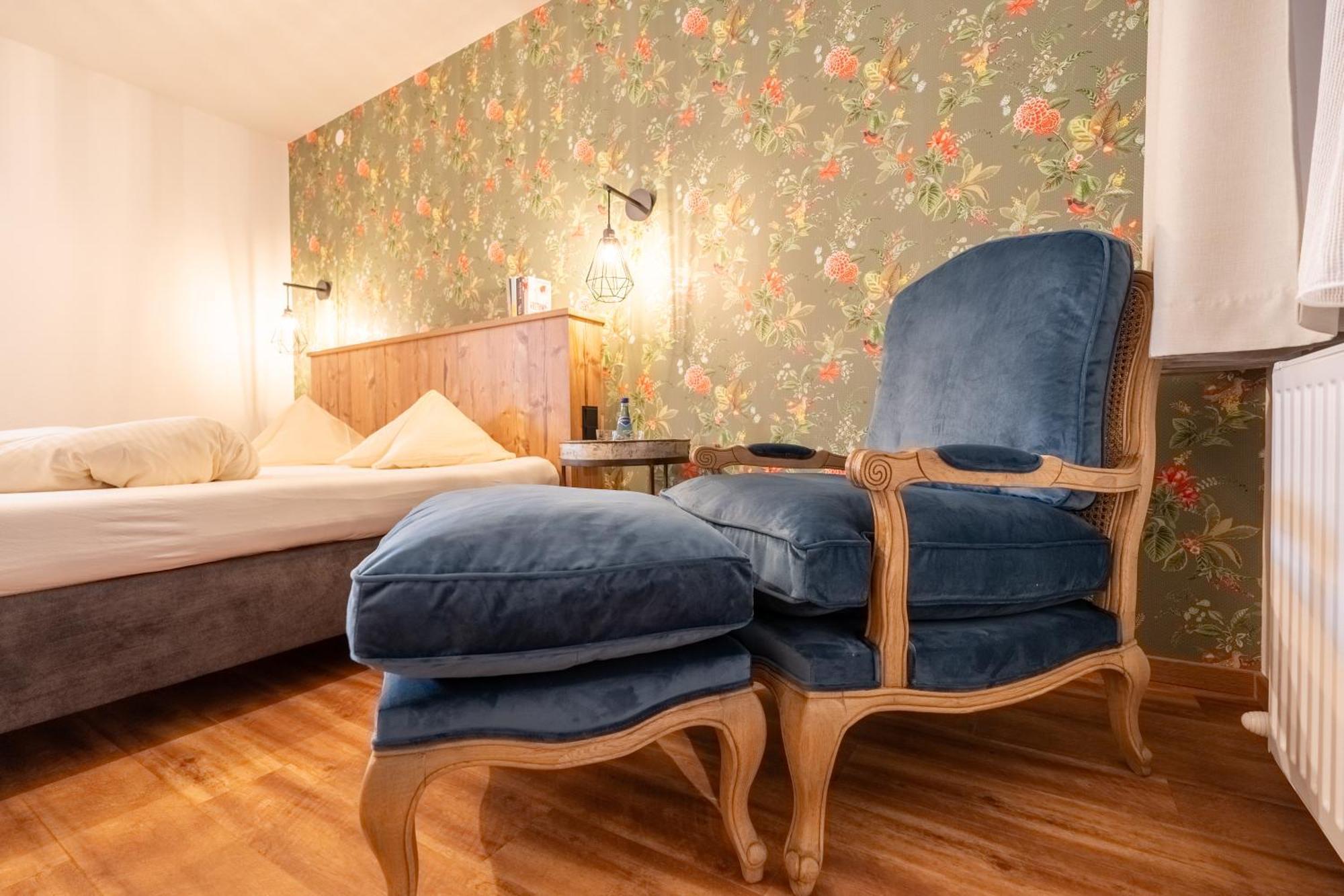 Hotel Krone Tirol 로이테 외부 사진