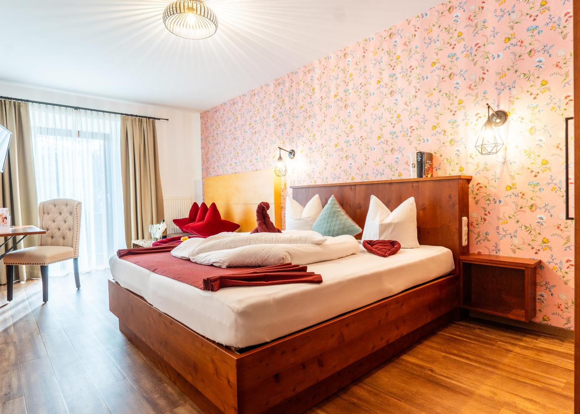 Hotel Krone Tirol 로이테 외부 사진